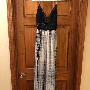 Navy tie dye maxi dress. Crochet top